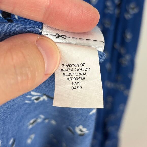 GAP Blue floral midi dress handkerchief hem sundress spaghetti strap 493764 - Picture 9 of 9